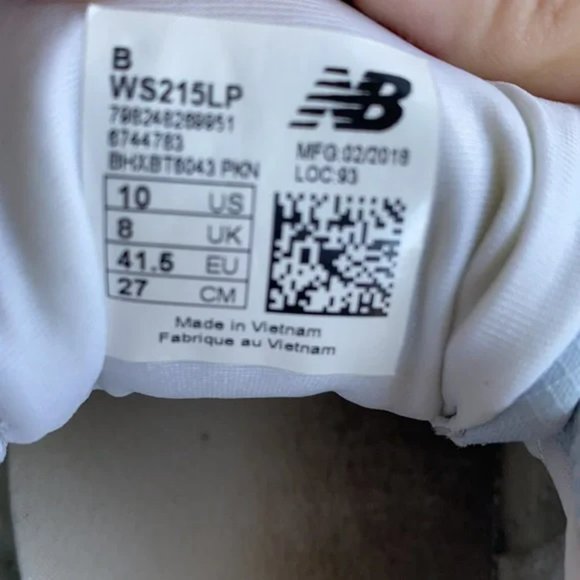 Women's New Balance sneakers size 10 - Picture 5 of 5